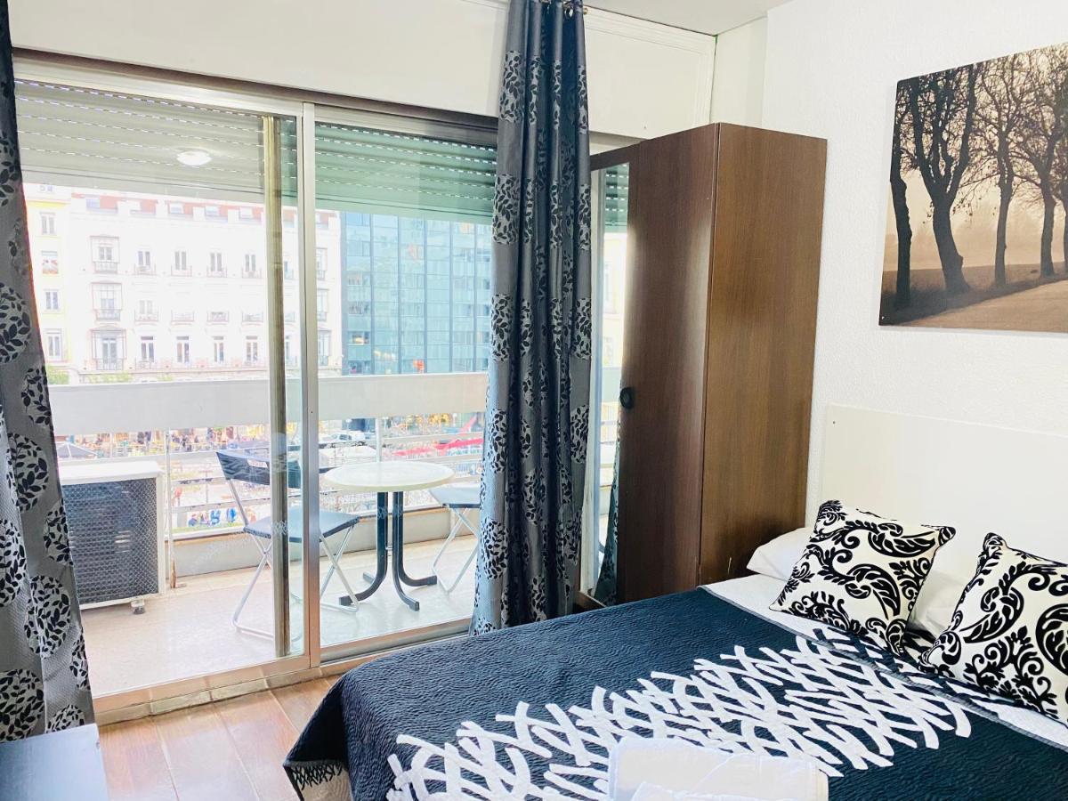 Estudio Doble Con Balcon En Madrid Centro Ngoại thất bức ảnh