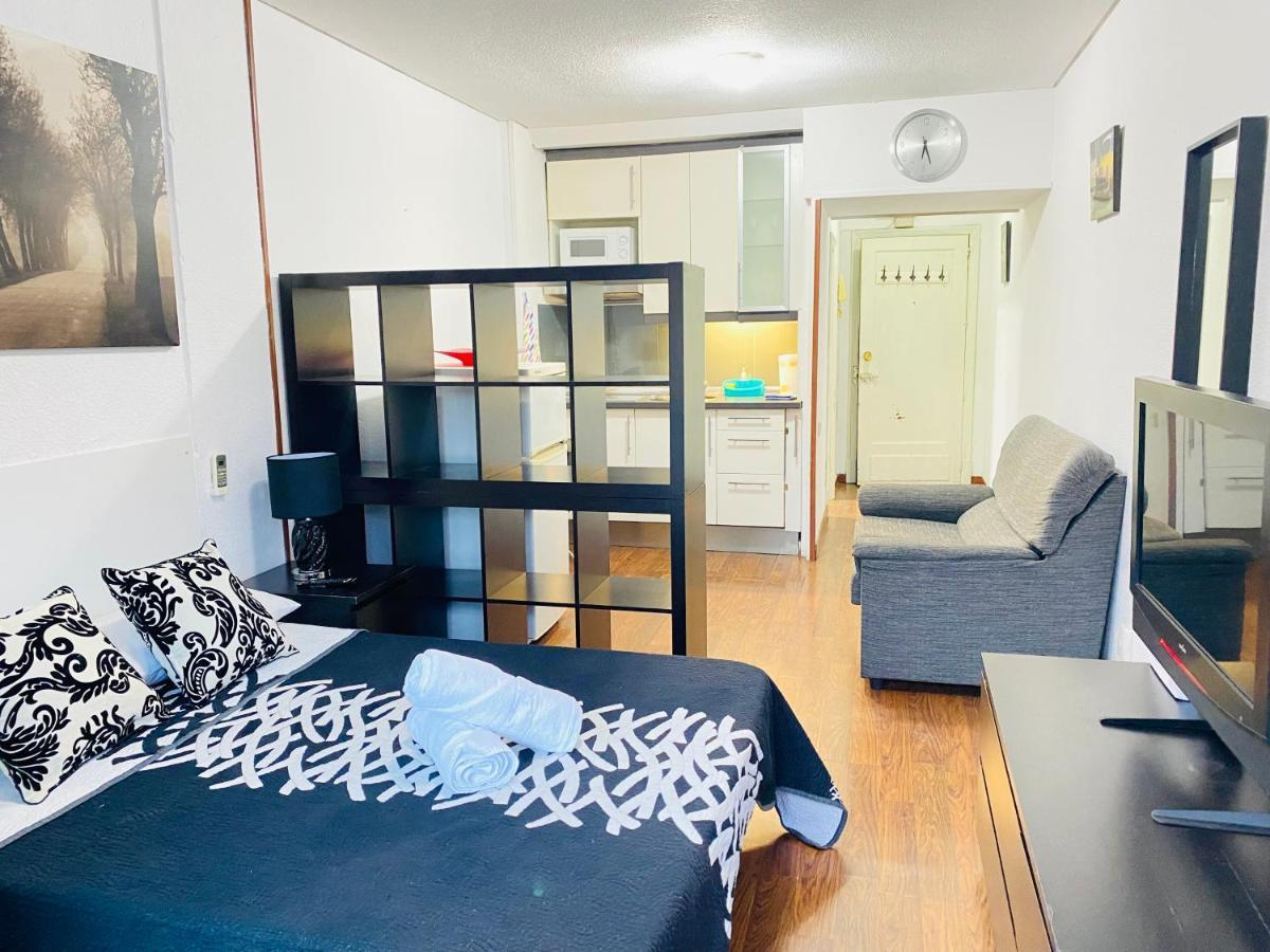 Estudio Doble Con Balcon En Madrid Centro Ngoại thất bức ảnh